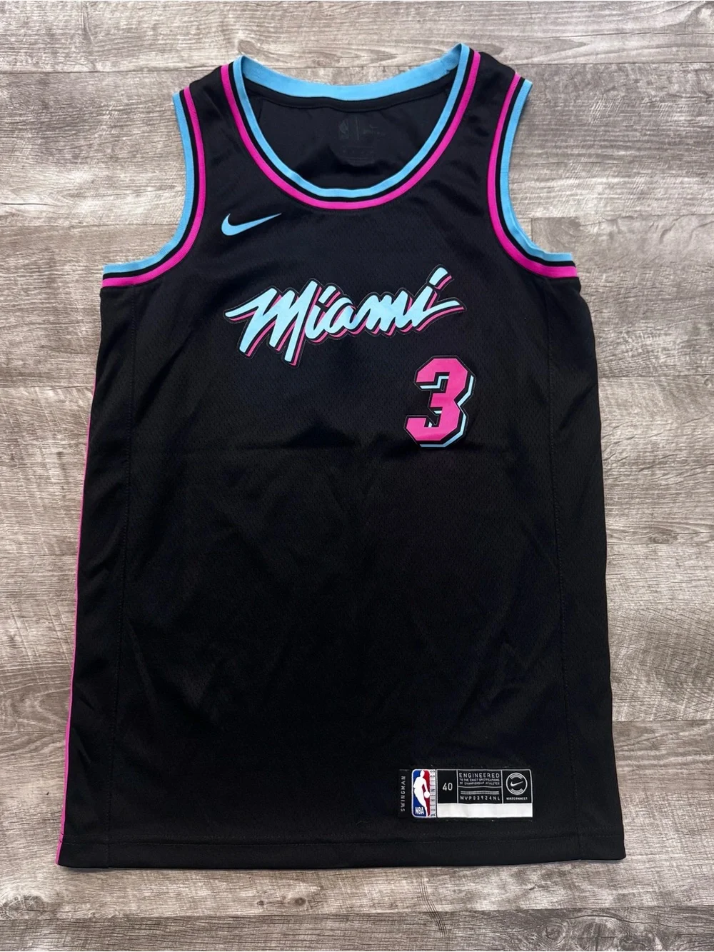 Nike Swingman Jersey Miami Heat Dwayne Wade Vince Nights Sz. S 40